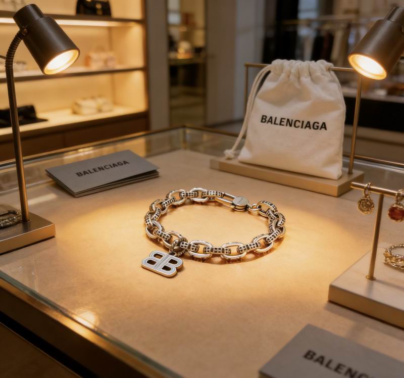 Balenciaga Bracelet  03yxs63 (2)