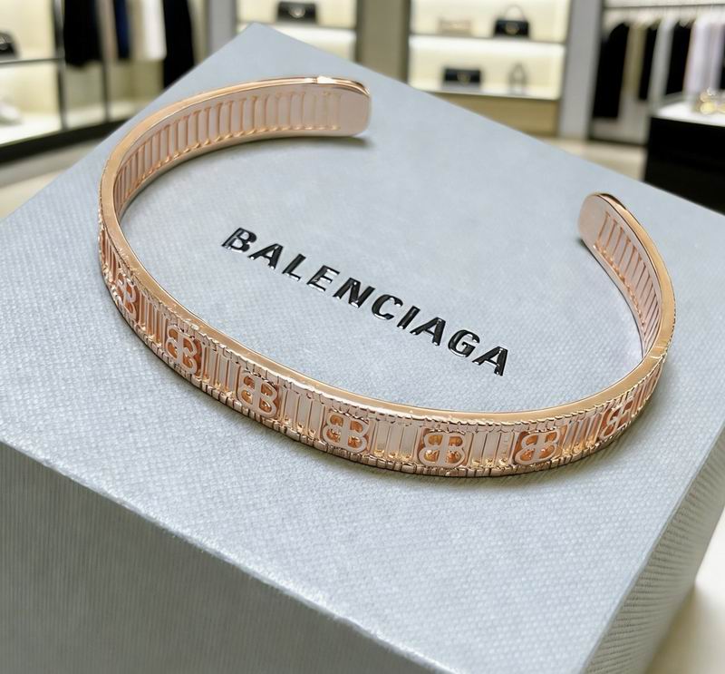 Balenciaga Bracelet  04yxs67 (7)
