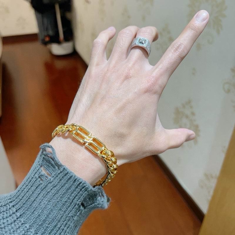 Balenciaga Bracelet  04yxs68 (6)