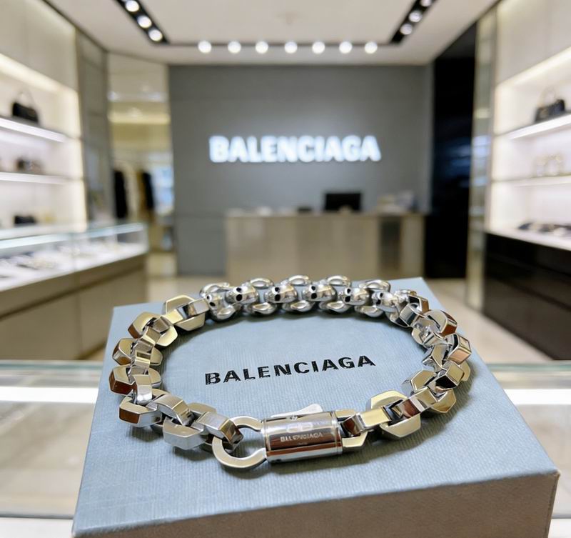 Balenciaga Bracelet  04yxs71 (1)