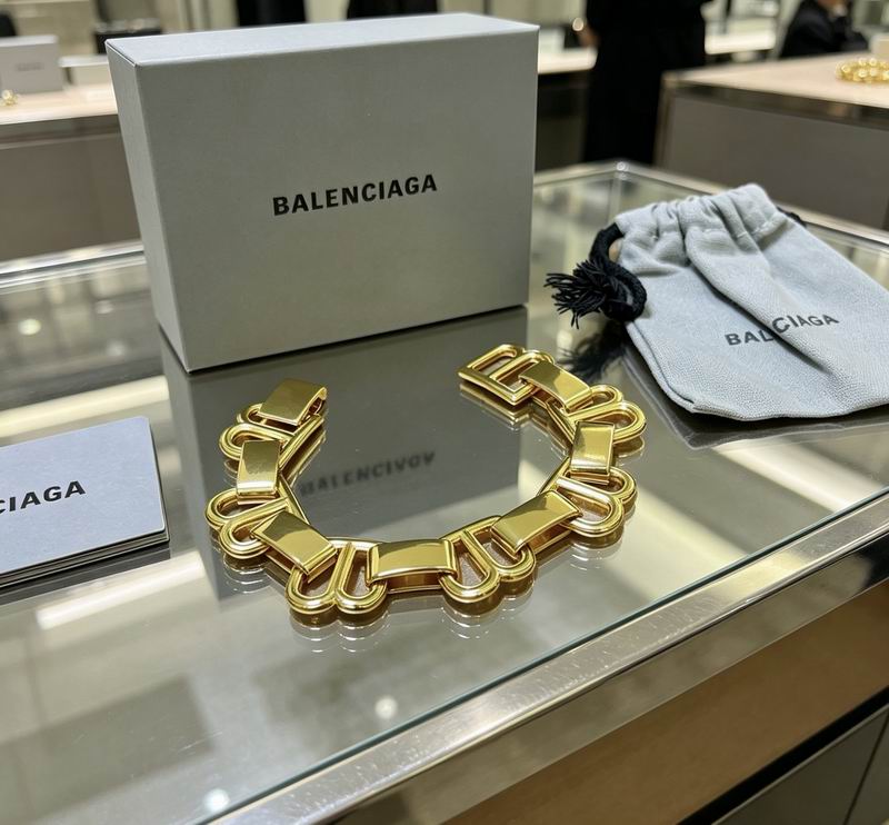 Balenciaga Bracelet  04yxs86 (2)