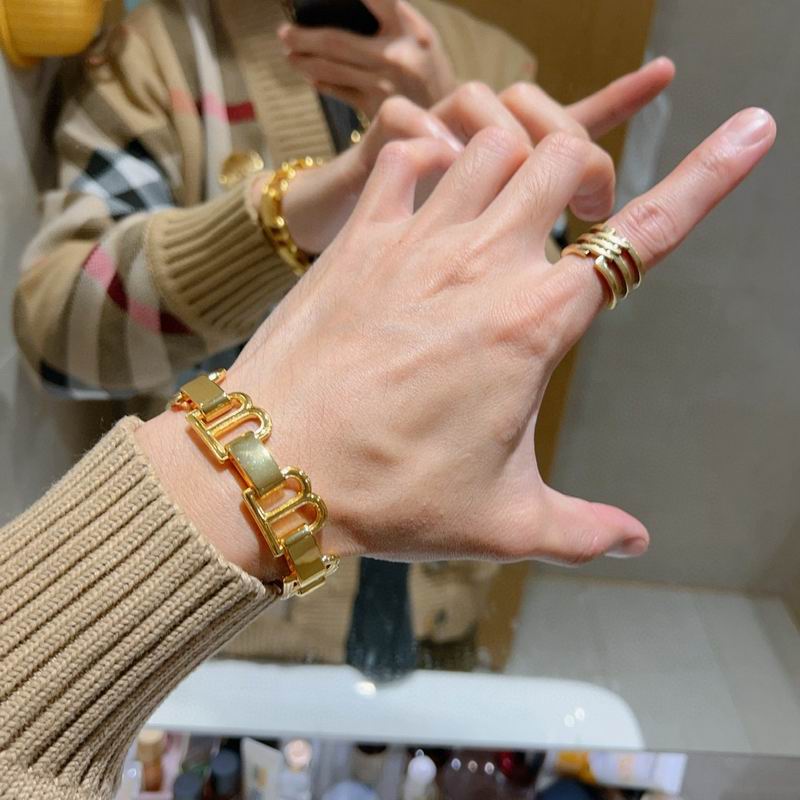 Balenciaga Bracelet  04yxs86 (4)