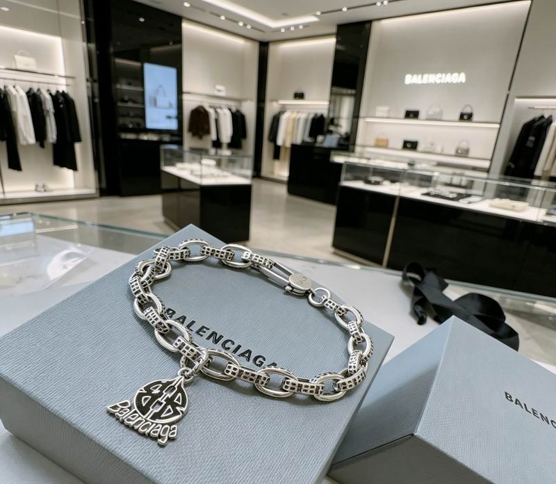 Balenciaga Bracelet  04yxs88 (2)