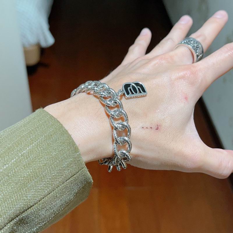 Balenciaga Bracelet  04yxs90 (9)