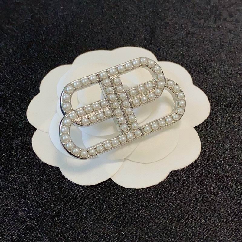 Balenciaga Brooch  03yxs02 (2)