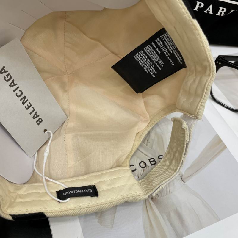 Balenciaga Cap dx (2725)