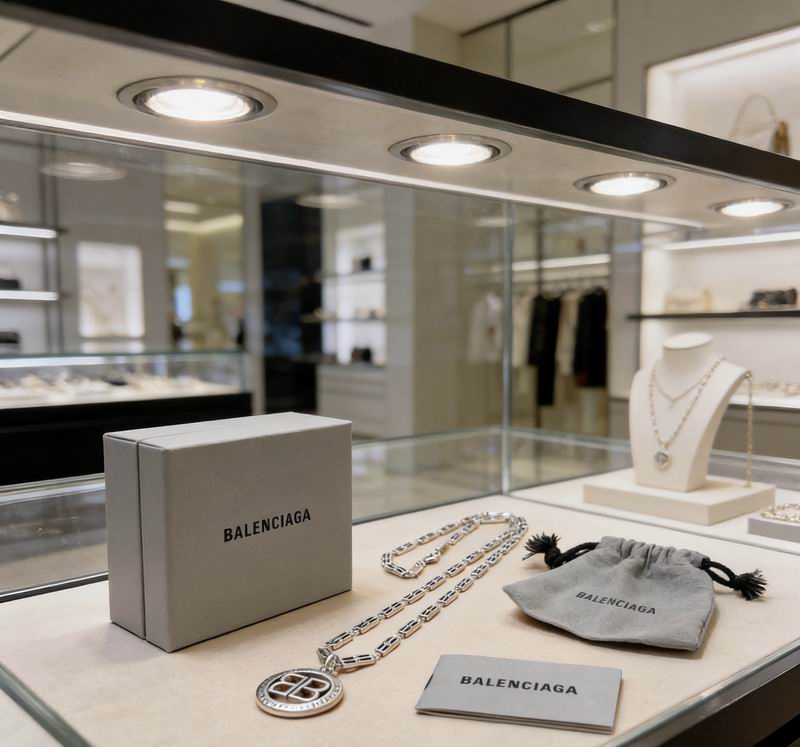 Balenciaga Necklace  02yxs17 (5)