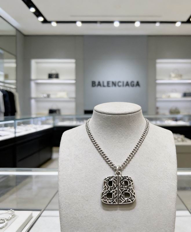 Balenciaga Necklace  03yxs101 (2)