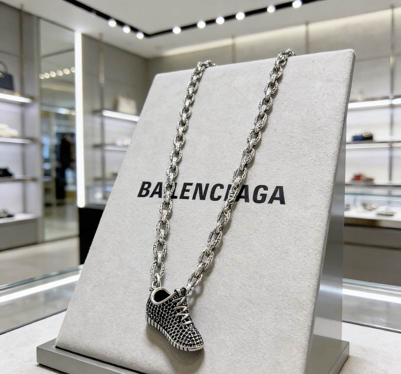Balenciaga Necklace  03yxs103 (3)