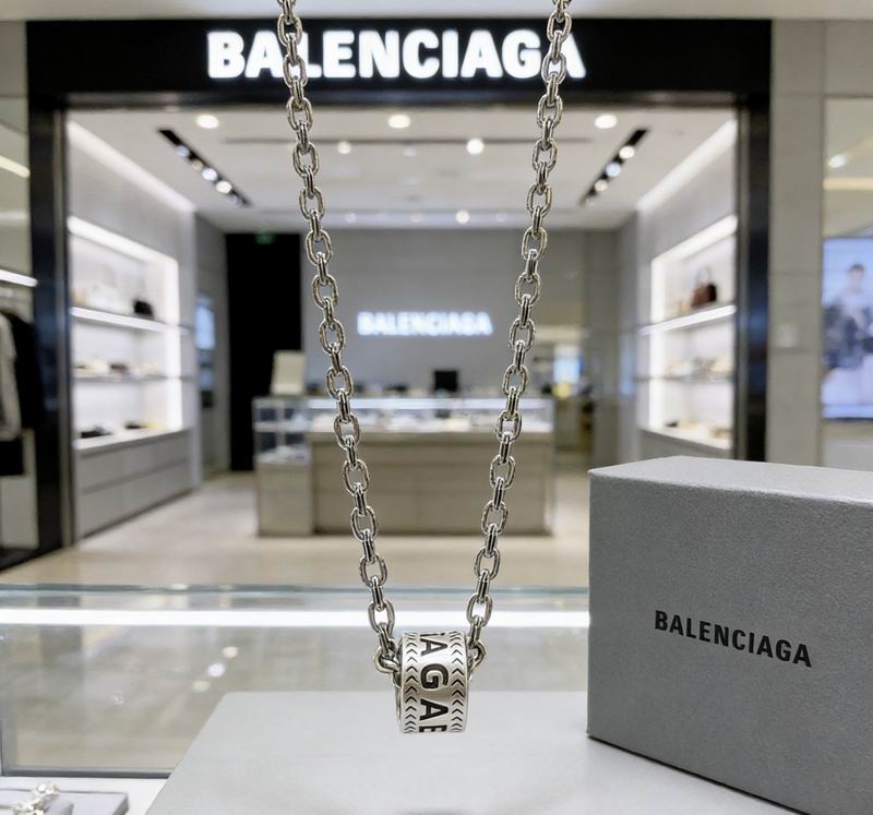 Balenciaga Necklace  03yxs104 (2)
