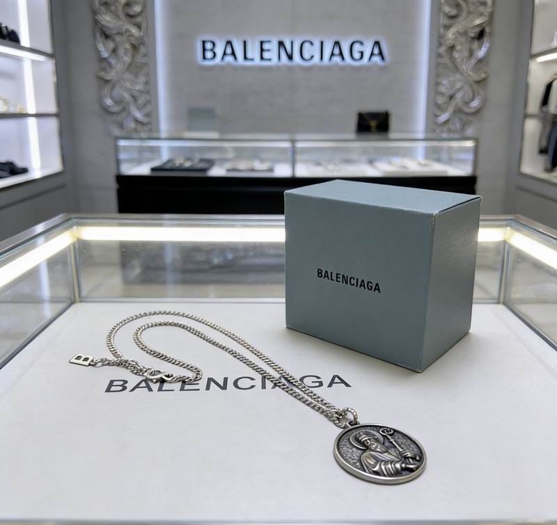 Balenciaga Necklace  03yxs110 (2)