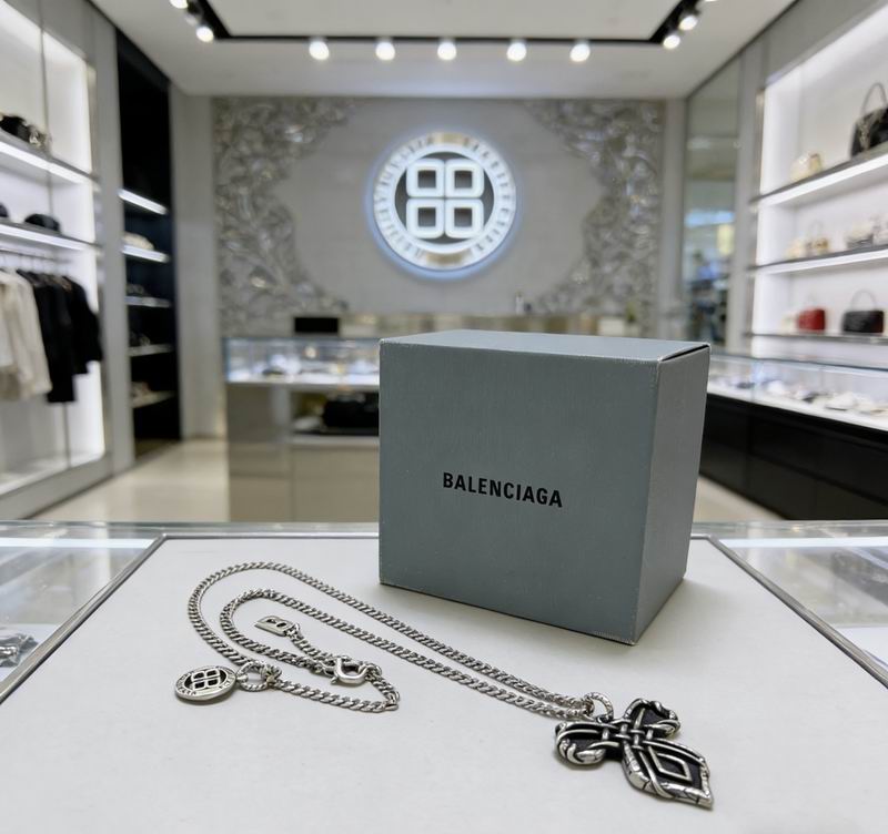 Balenciaga Necklace  03yxs116 (2)