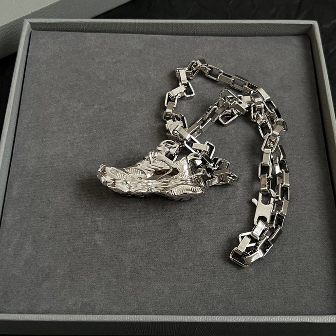 Balenciaga Necklace  03yxs30 (9)