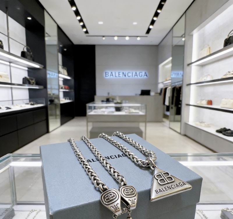 Balenciaga Necklace  03yxs33 (3)