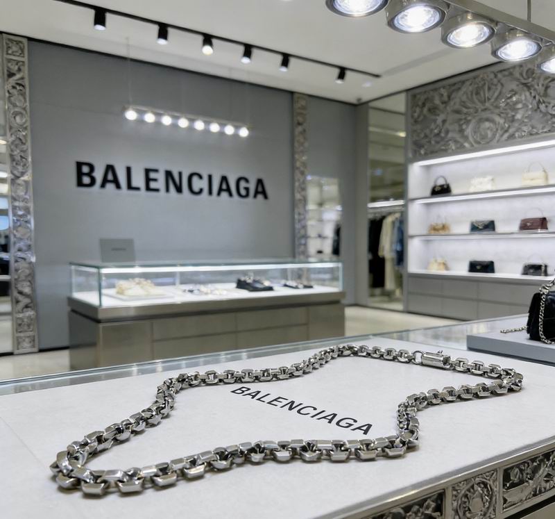 Balenciaga Necklace  03yxs37 (2)