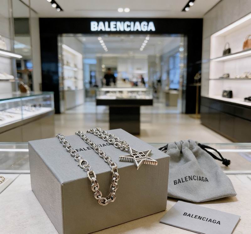 Balenciaga Necklace  03yxs47 (3)