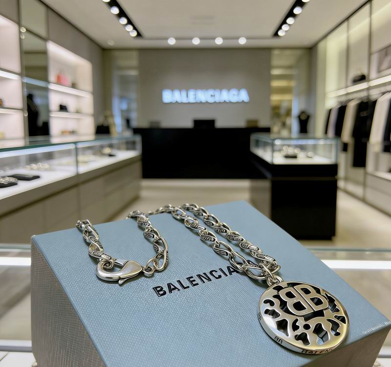 Balenciaga Necklace  03yxs49 (5)