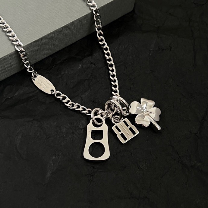 Balenciaga Necklace  03yxs56 (5)