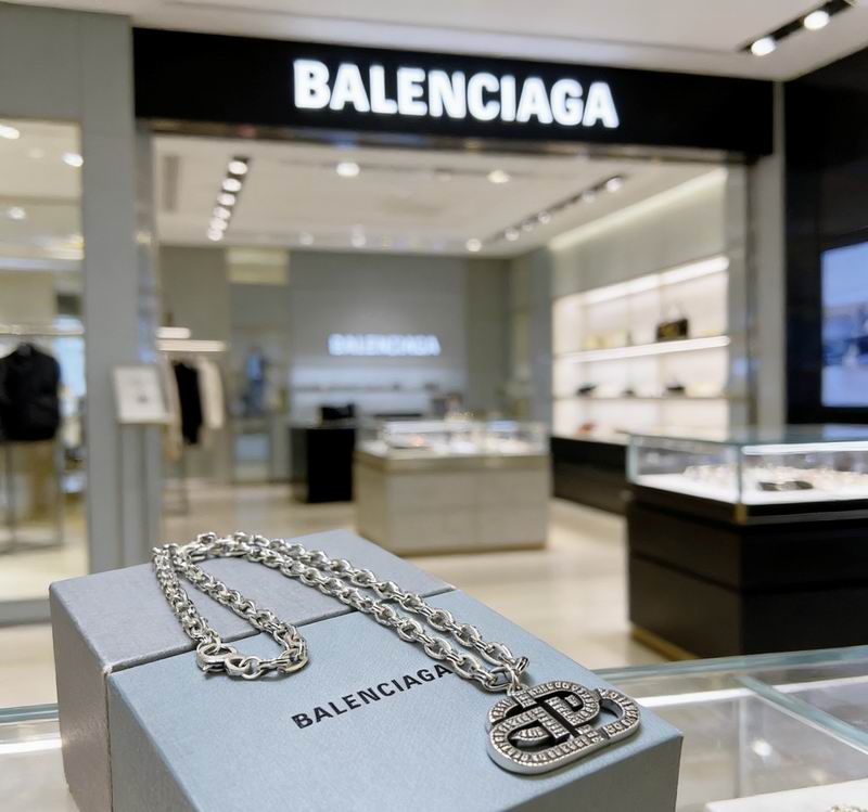 Balenciaga Necklace  03yxs62 (3)
