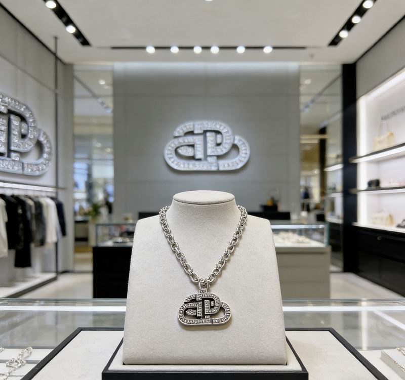 Balenciaga Necklace  03yxs62 (5)