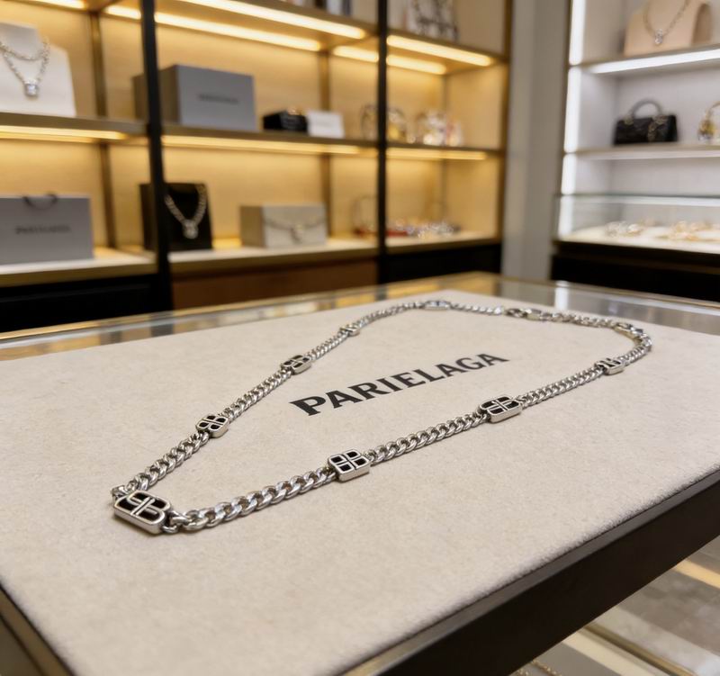 Balenciaga Necklace  03yxs68 (4)