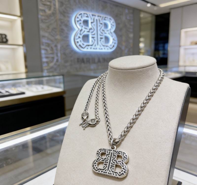 Balenciaga Necklace  03yxs70 (2)