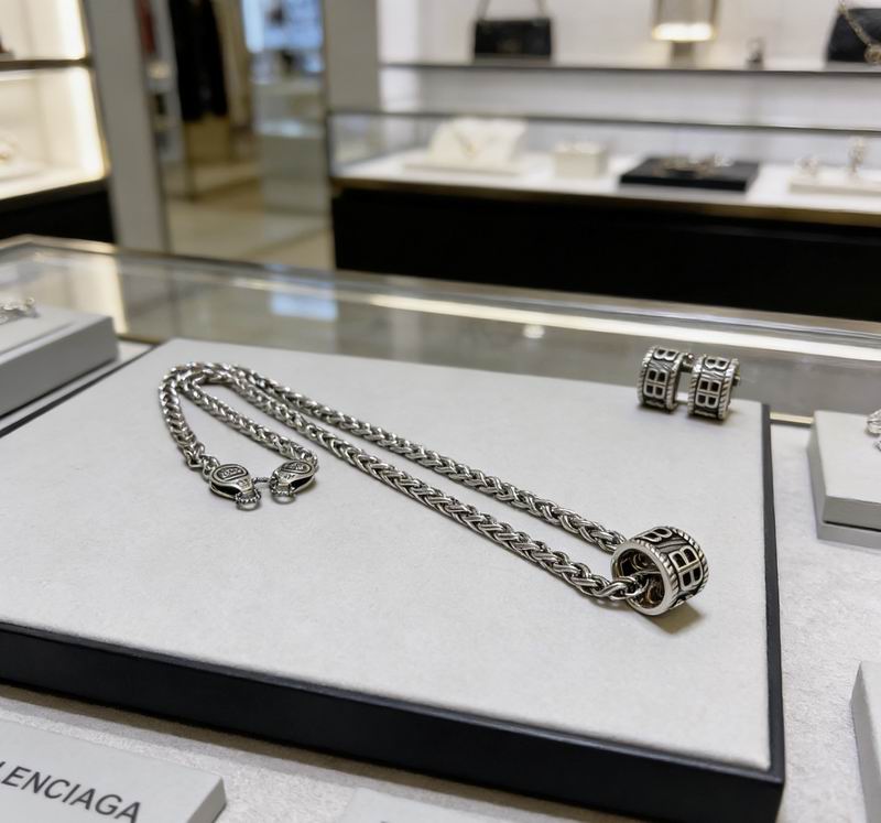 Balenciaga Necklace  03yxs72 (3)