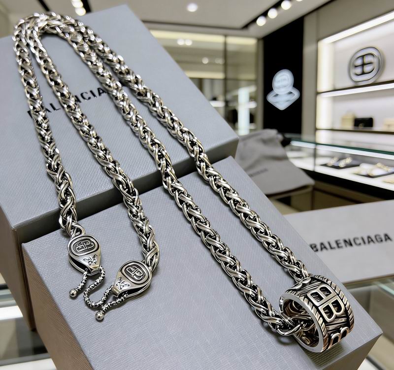 Balenciaga Necklace  03yxs72 (5)