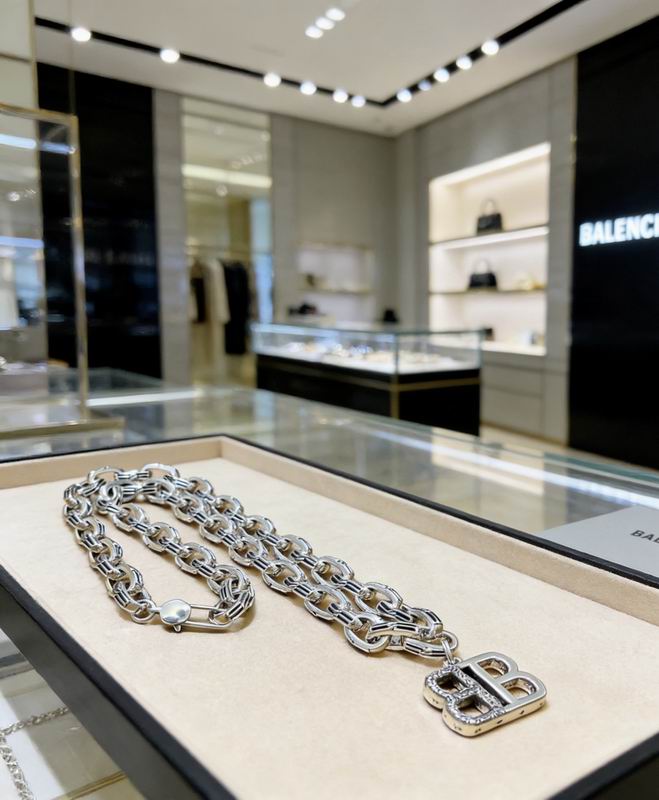 Balenciaga Necklace  03yxs74 (6)