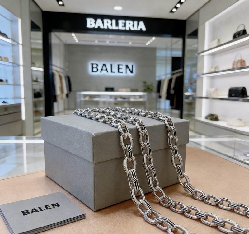 Balenciaga Necklace  03yxs75 (2)