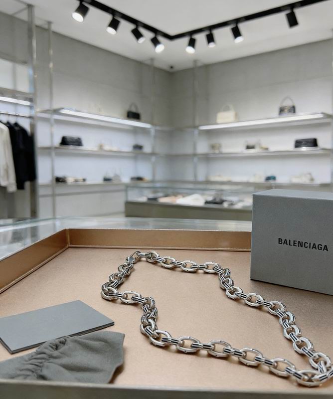 Balenciaga Necklace  03yxs75 (3)