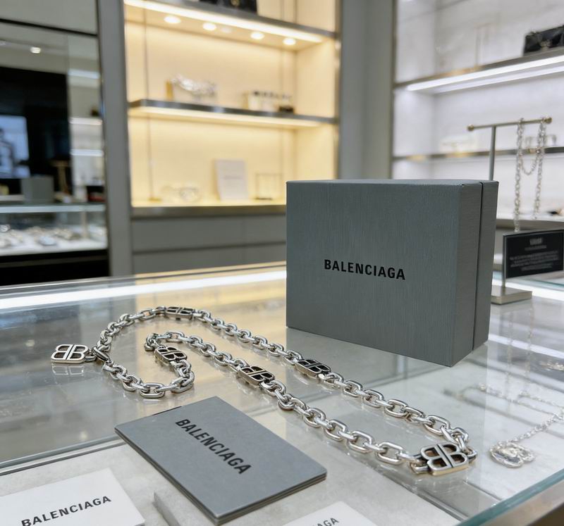 Balenciaga Necklace  03yxs78 (3)