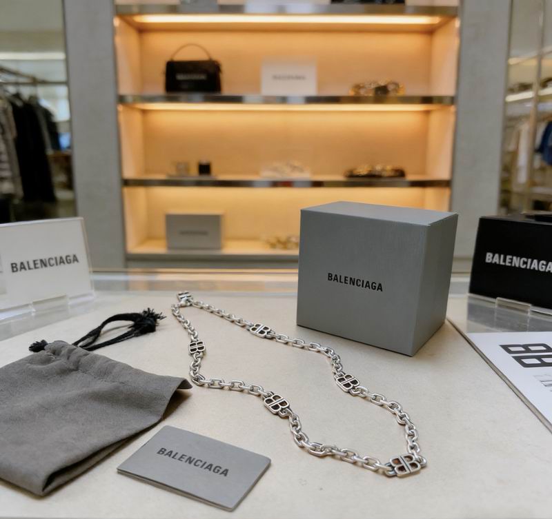 Balenciaga Necklace  03yxs78 (4)