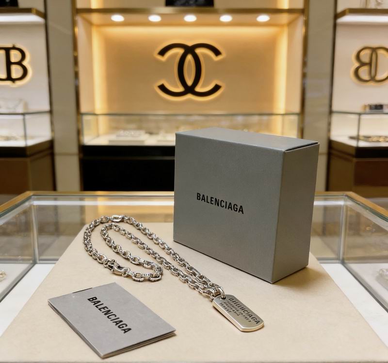 Balenciaga Necklace  03yxs79 (2)