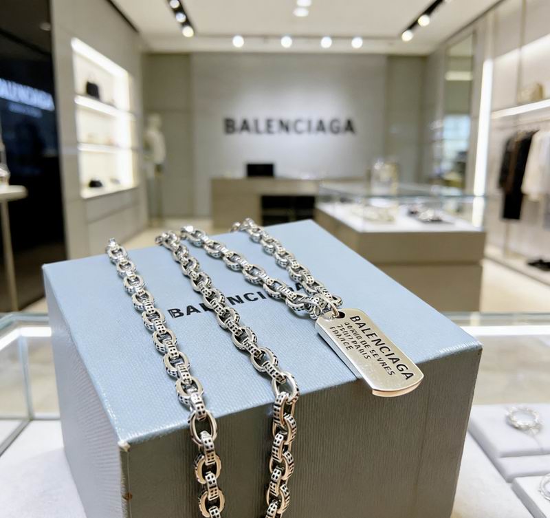 Balenciaga Necklace  03yxs79 (5)