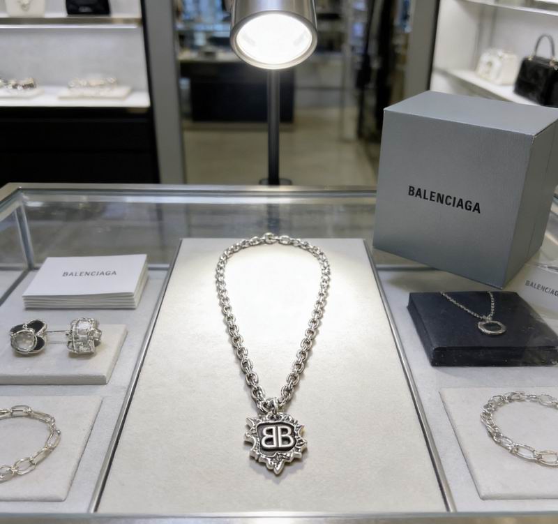 Balenciaga Necklace  03yxs87 (4)