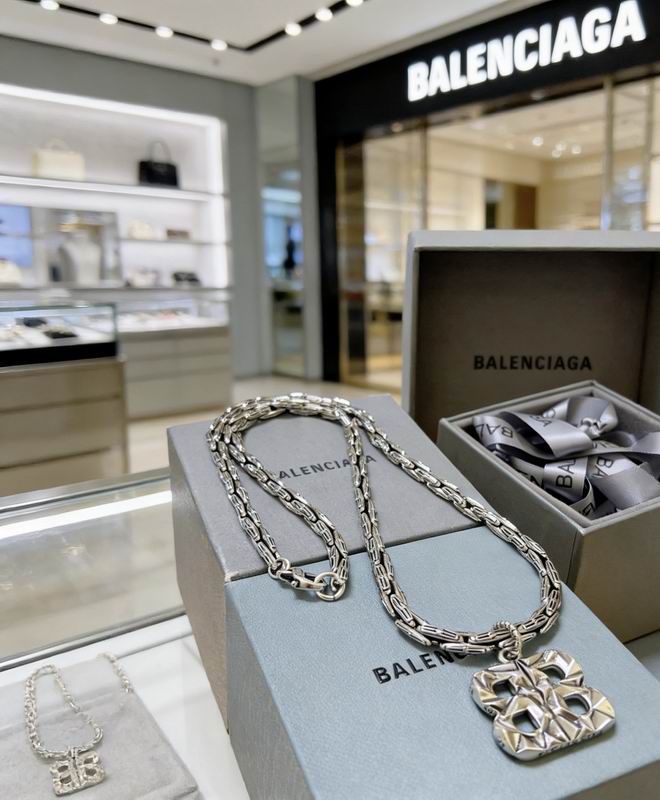 Balenciaga Necklace  03yxs96 (3)