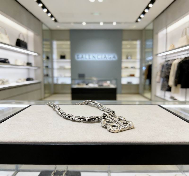 Balenciaga Necklace  03yxs96 (5)
