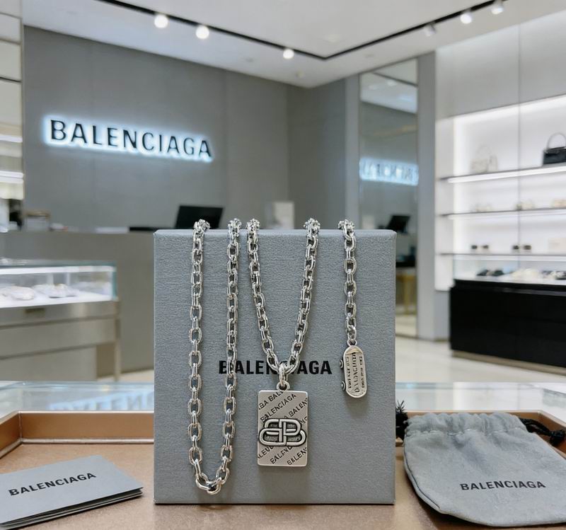 Balenciaga Necklace  03yxs97 (3)