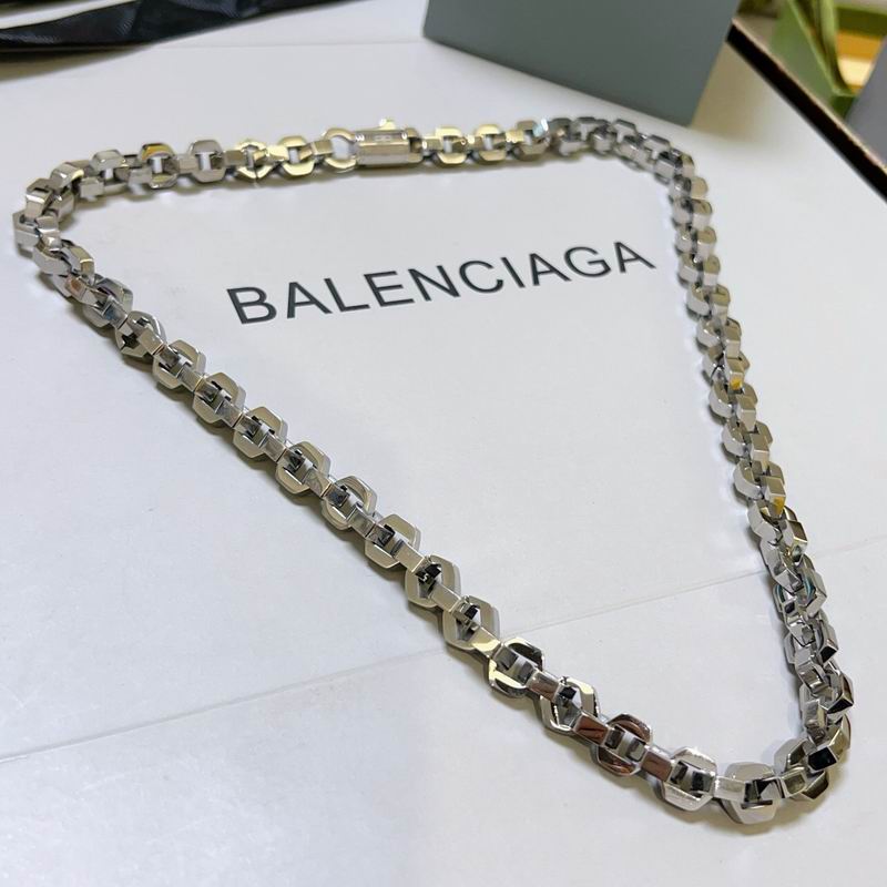 Balenciaga Necklace 05yxs51 (2)