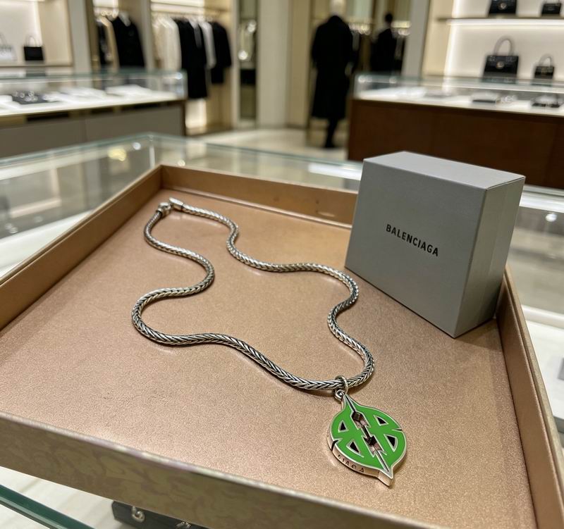 Balenciaga Necklace 05yxs57 (2)