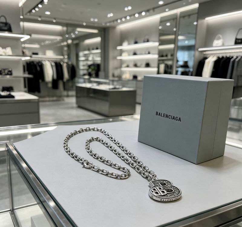 Balenciaga Necklace 05yxs63 (2)