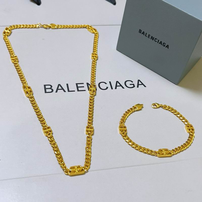 Balenciaga Suits  05yxs01 (5)