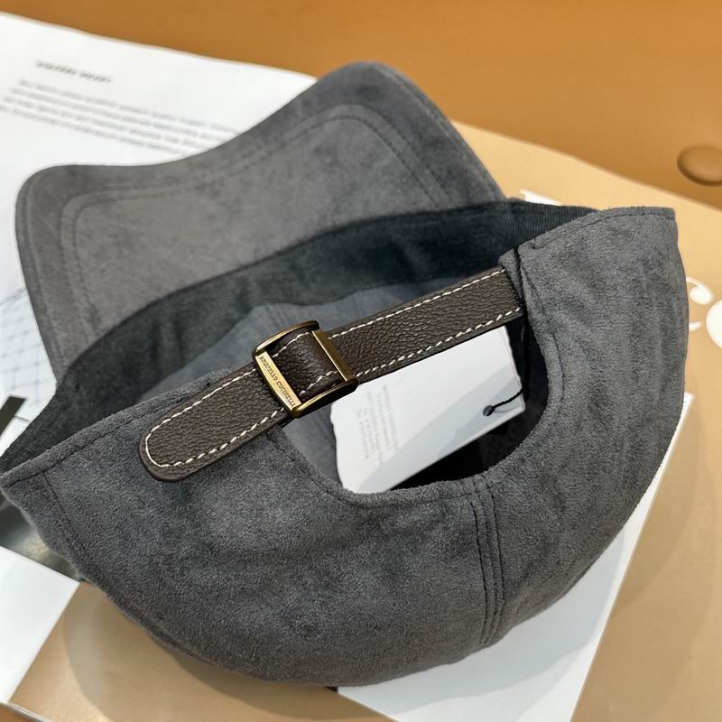 Brunello Cucinelli Cap dx (715)