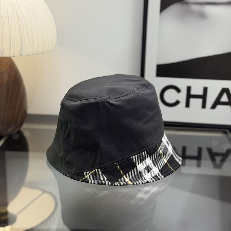 Burberry hat dx (454)