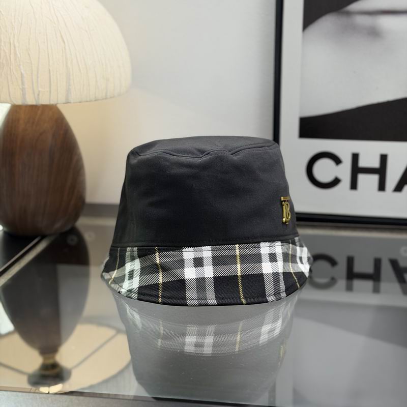 Burberry hat dx (455)