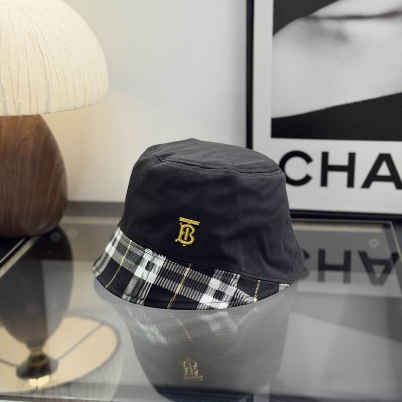 Burberry hat dx (456)
