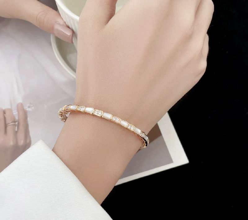 Bvlgari Bracelet 02yxs12 (9)