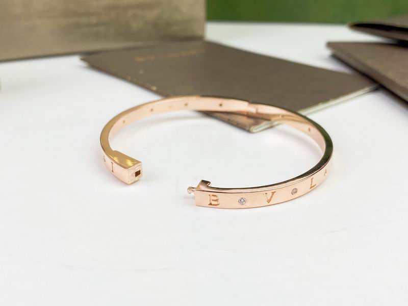 Bvlgari Bracelet 03yxs10 (9)