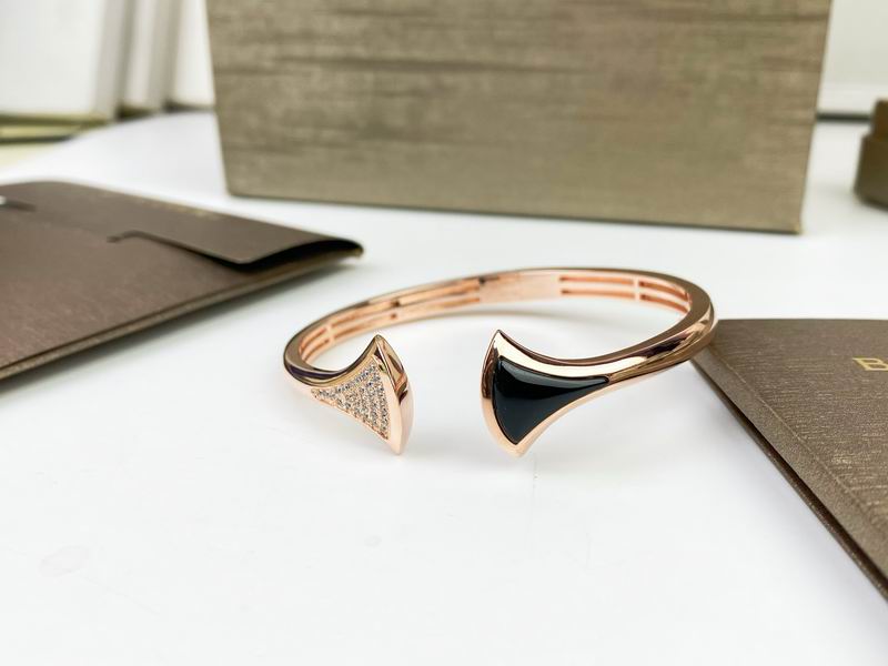 Bvlgari Bracelet 03yxs18 (5)